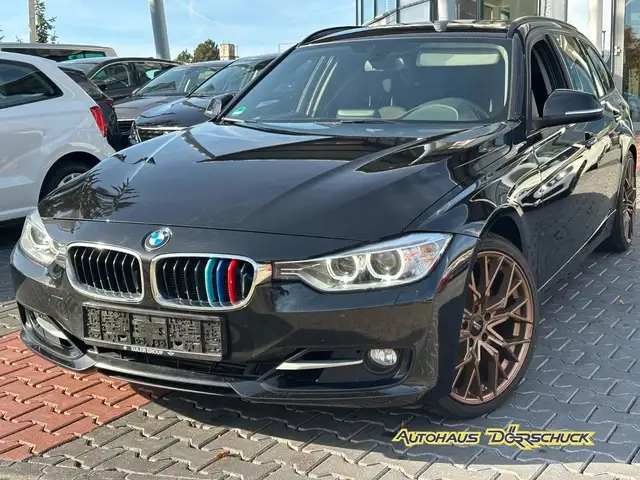 BMW 328 i Touring Sitzh*Klimaaut* Bi-Xenon* Navi*