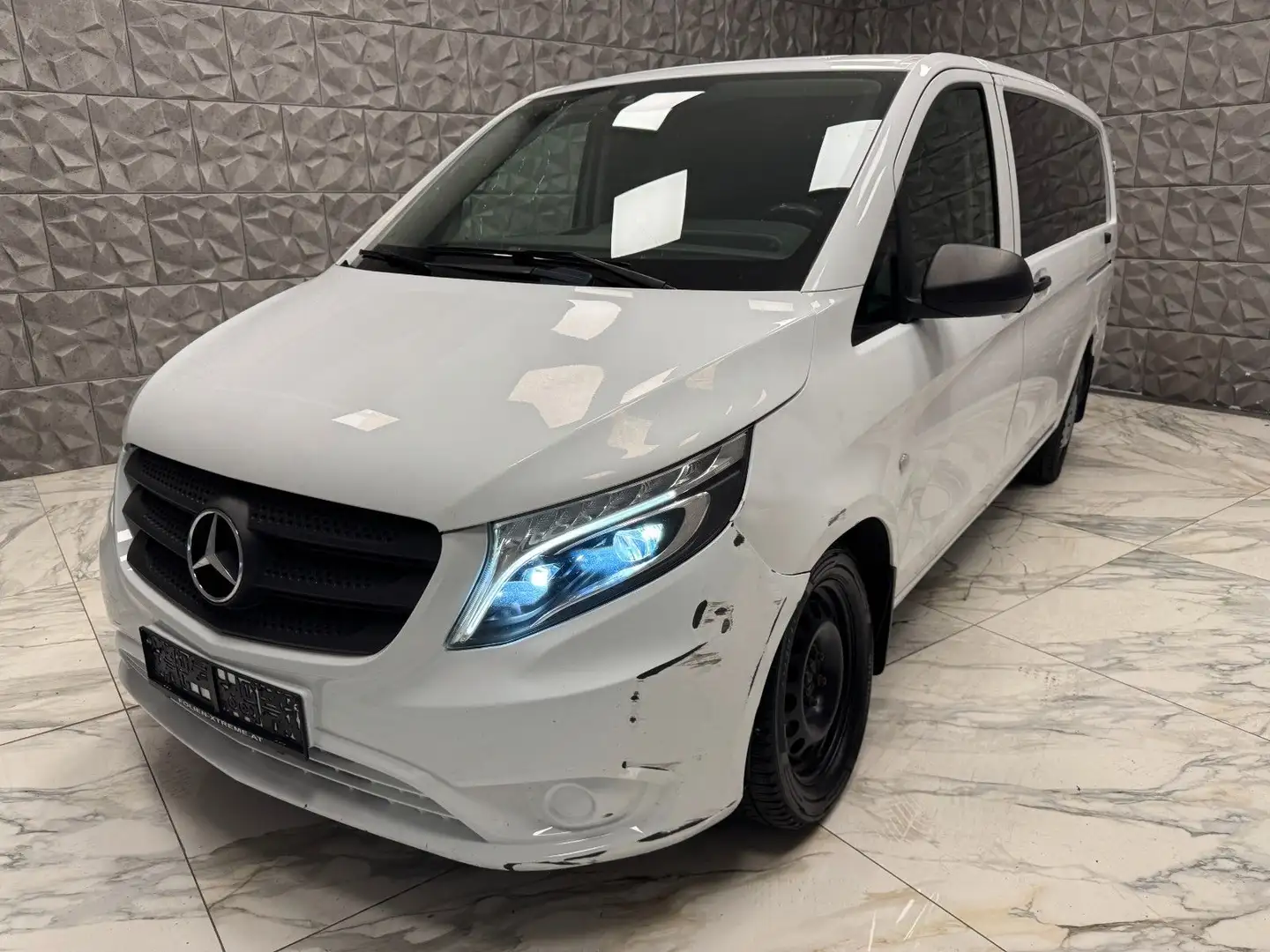 Mercedes-Benz Vito Kasten 116/ 4x4 / Langversion Weiß - 2