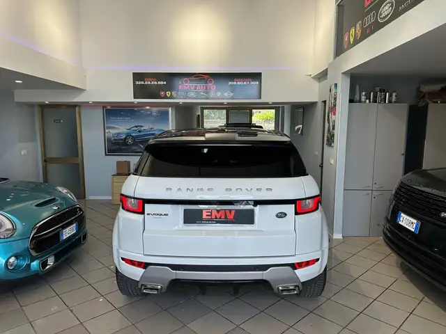 Land Rover Range Rover Evoque view 12