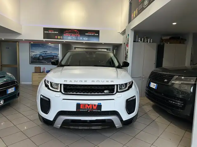 Land Rover Range Rover Evoque view 2