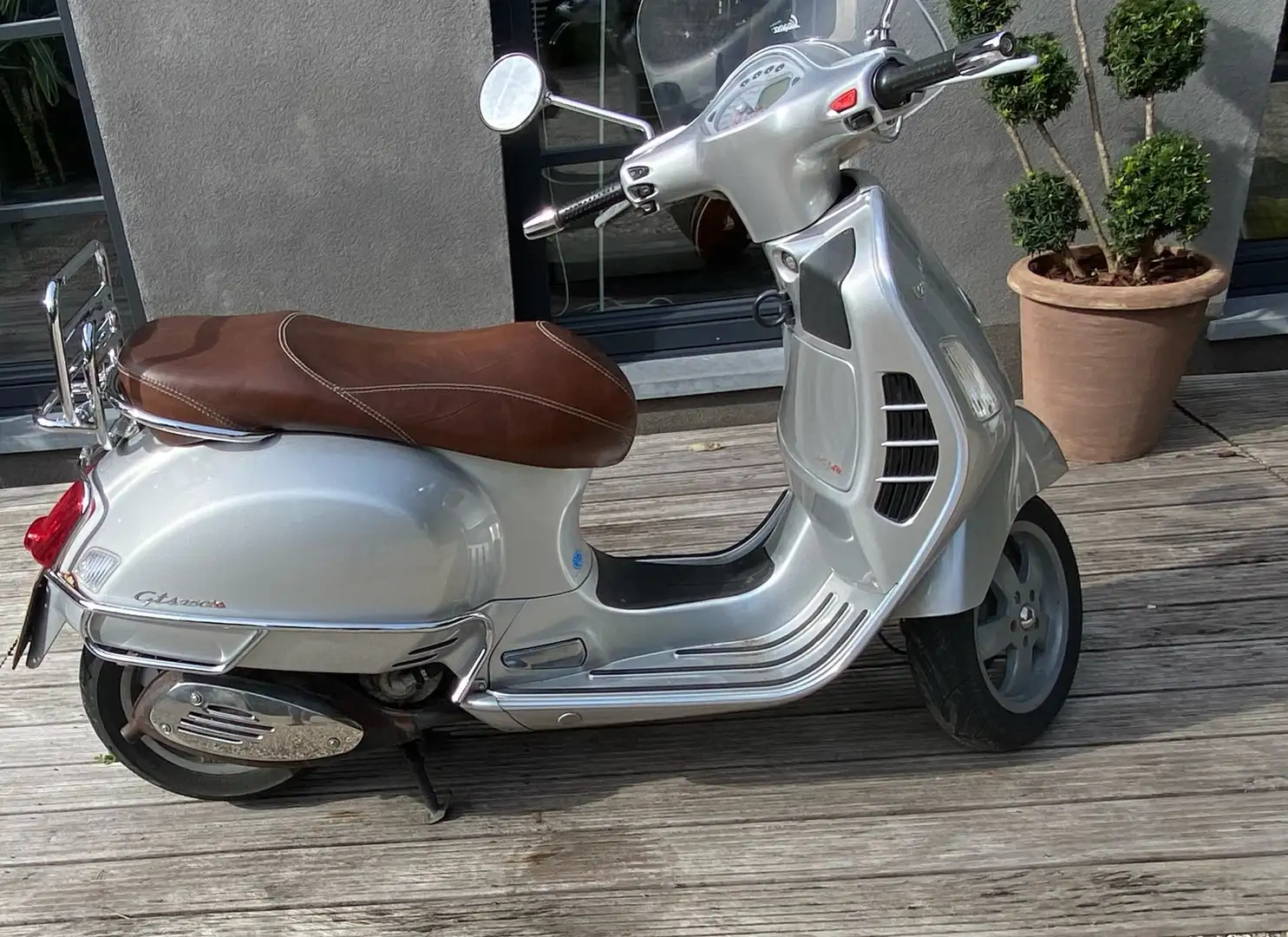 Vespa GTS 250 - 1