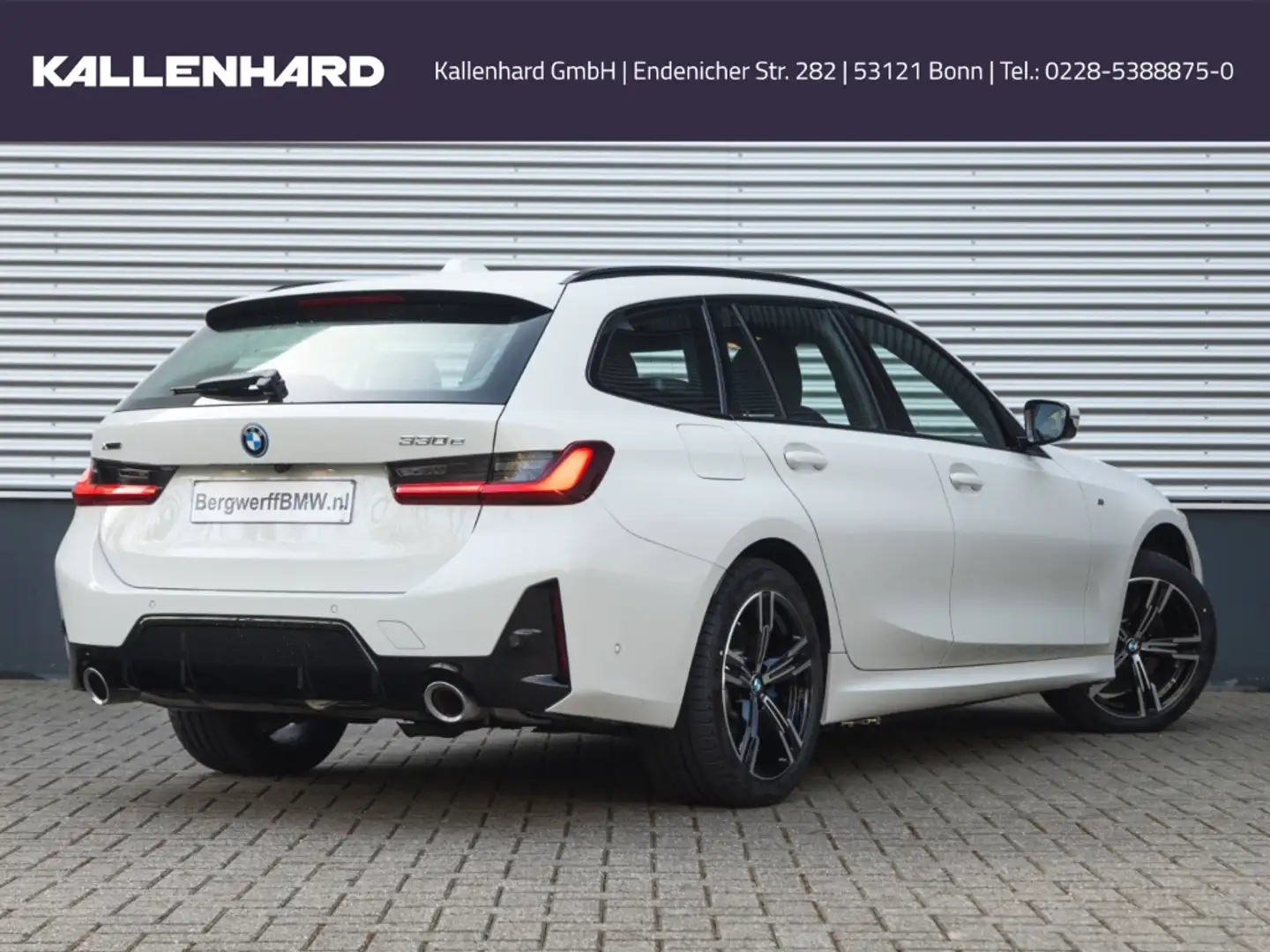 BMW 330 e xDrive M Sport Touring-LCI2-Pano-AHK-Großer Akku Weiß - 2