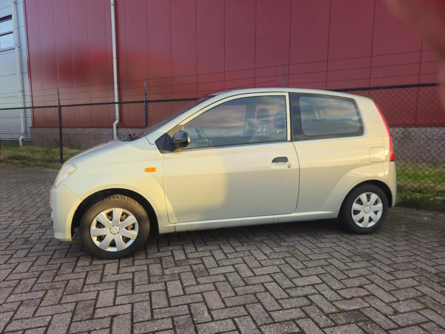 Daihatsu Cuore 1.0-12V Tokyo Beige - 2