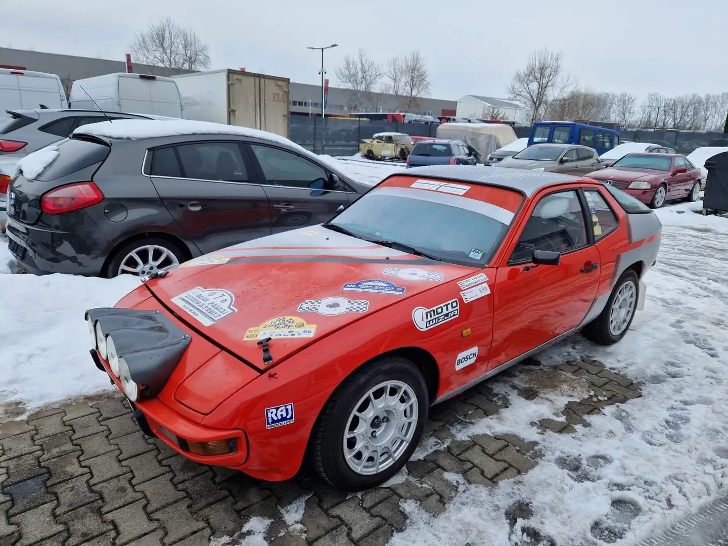 Porsche 924 Rot - 2