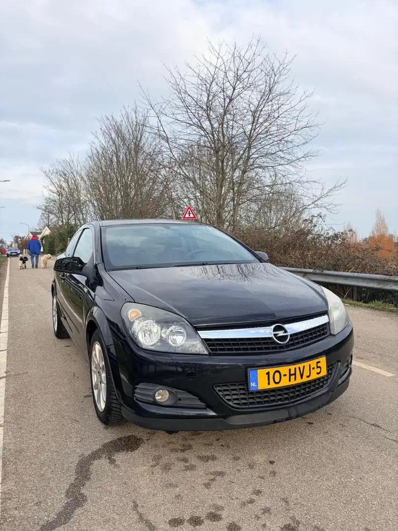 Opel Astra GTC 1.6 Temptation NAP / Parkeersensoren Schwarz - 2
