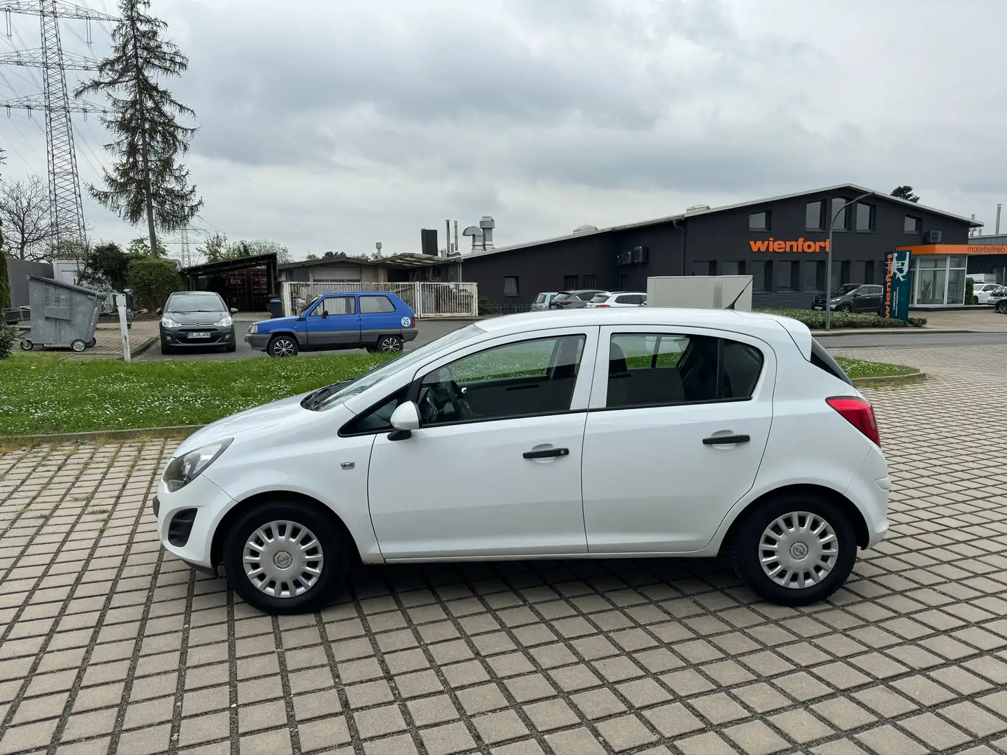 Opel Corsa Selection *NUR 126000 KM* Weiß - 2