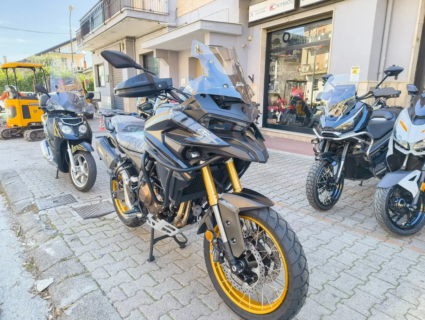 Voge 625 DSX Nero - 2