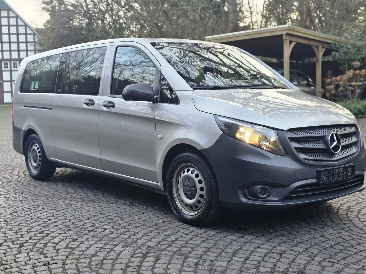 Mercedes-Benz Vito 114/116/119/124 CDI Pro extralang (447.705) Silber - 1