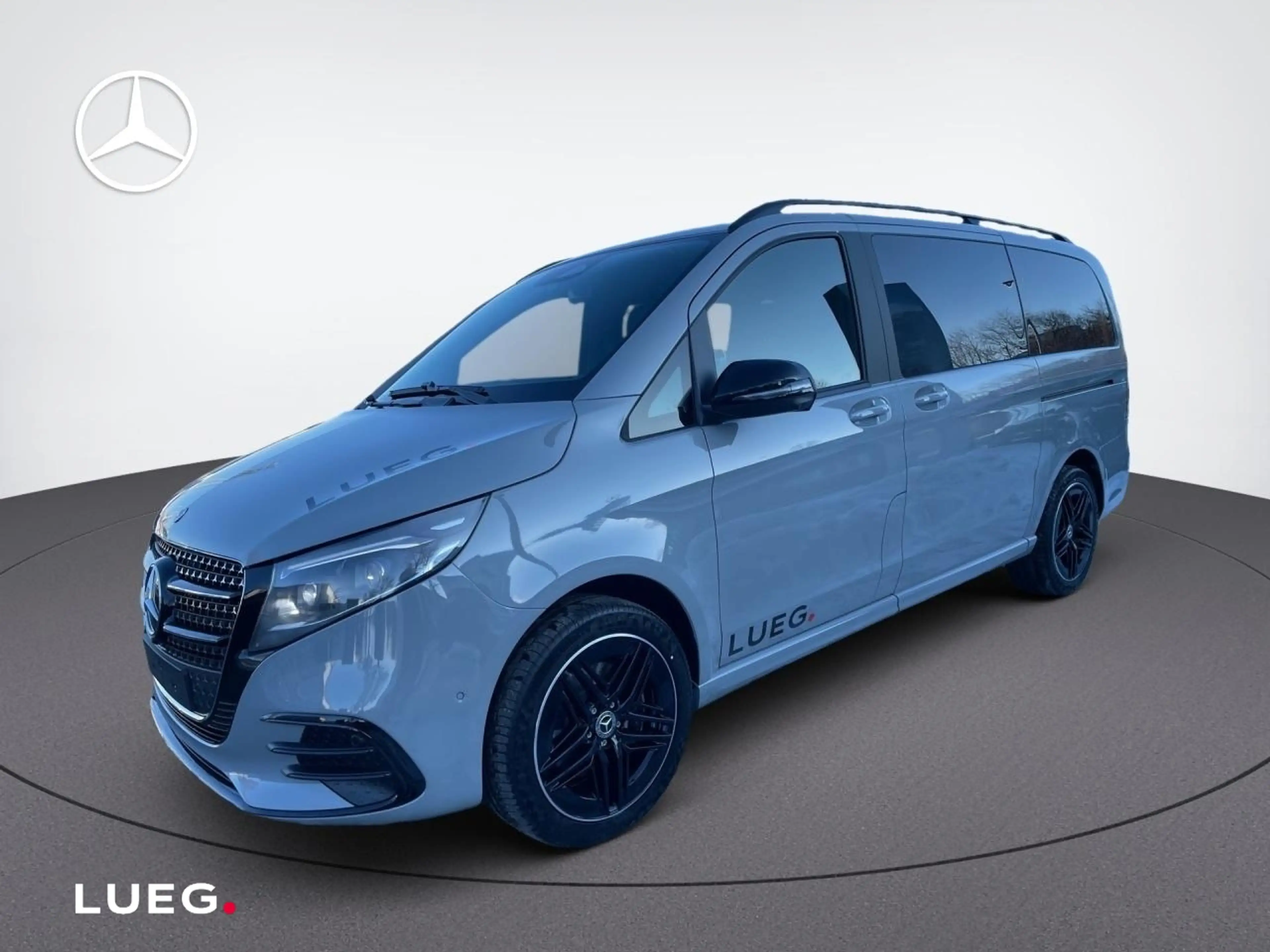 Mercedes-Benz V 300 d 4MATIC STYLE Lang Augmented Distronic LM — photo 3