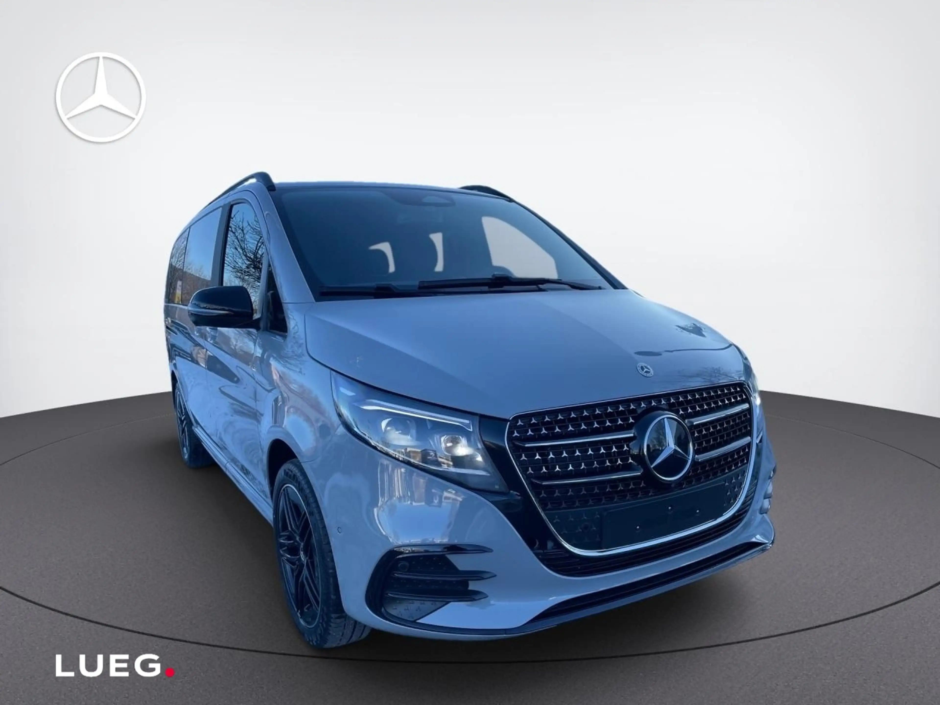 Mercedes-Benz V 300 d 4MATIC STYLE Lang Augmented Distronic LM — photo 7