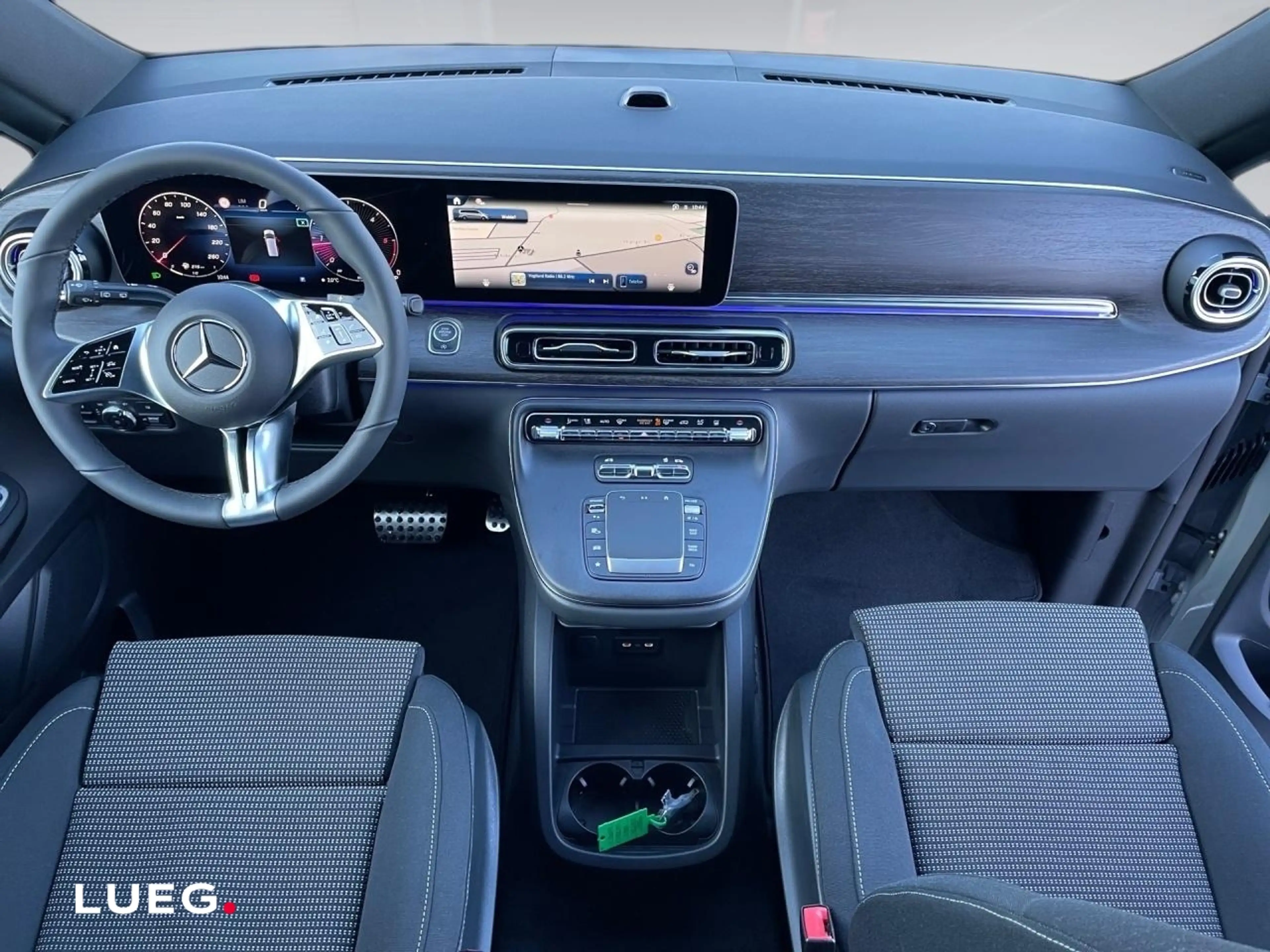Mercedes-Benz V 300 d 4MATIC STYLE Lang Augmented Distronic LM — photo 12
