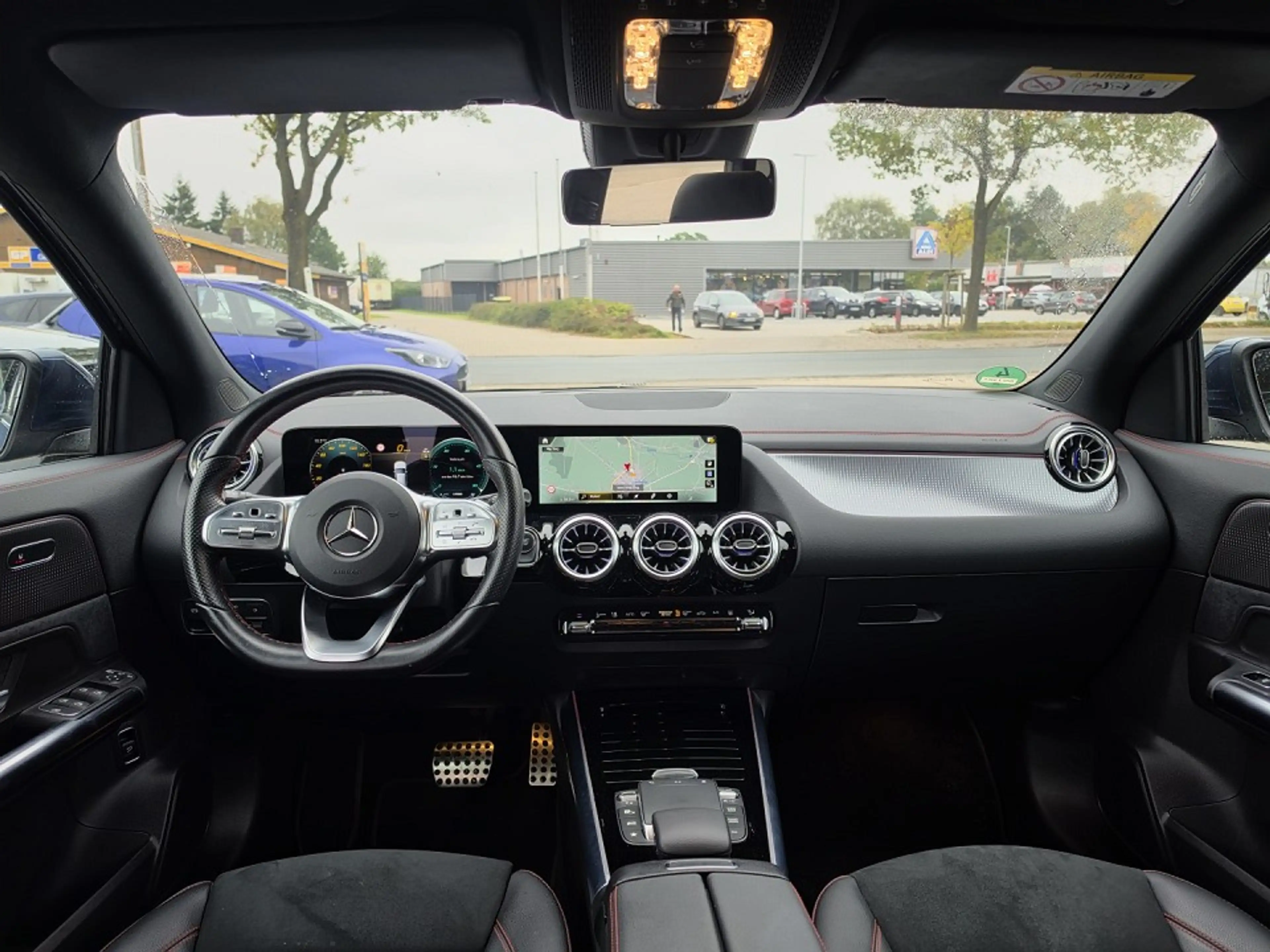 Mercedes-Benz EQA 250 AMG Line|AT|66KWH|18-Zoll — photo 5
