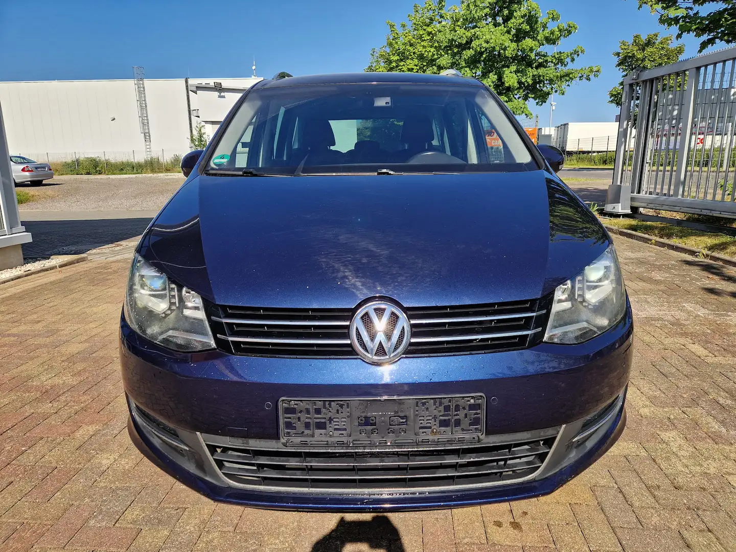 Volkswagen Sharan 2.0 TDI DSG BMT Highline Leder/Navi/Xenon Blau - 2