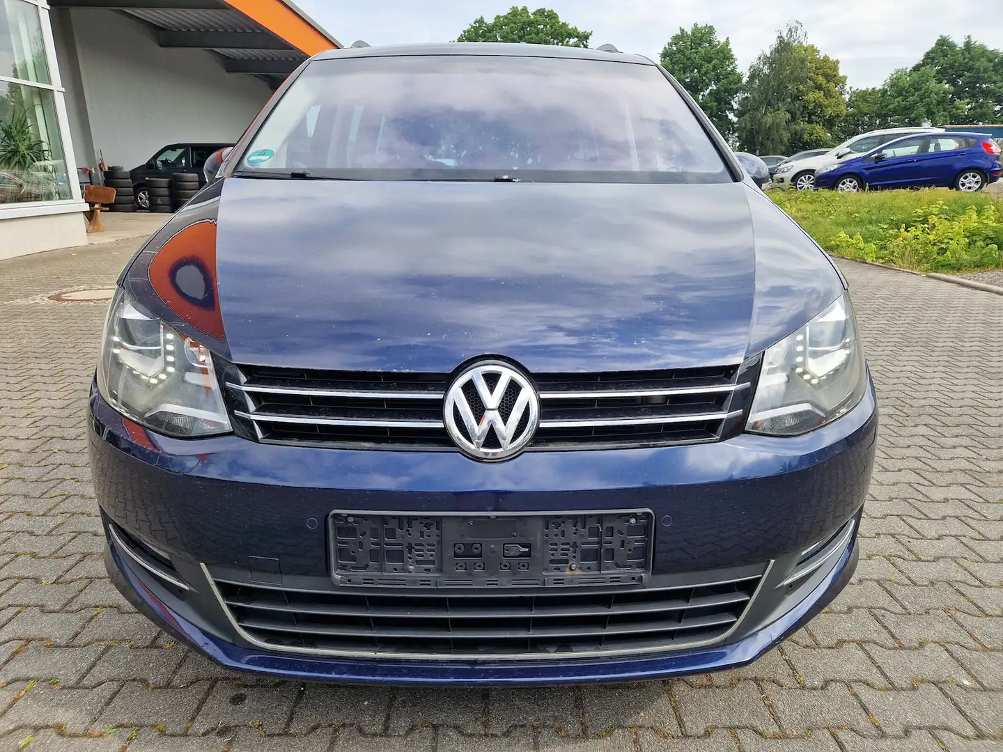 Volkswagen Sharan 2.0 TDI DSG BMT Highline Leder/Navi/Xenon Azul - 2
