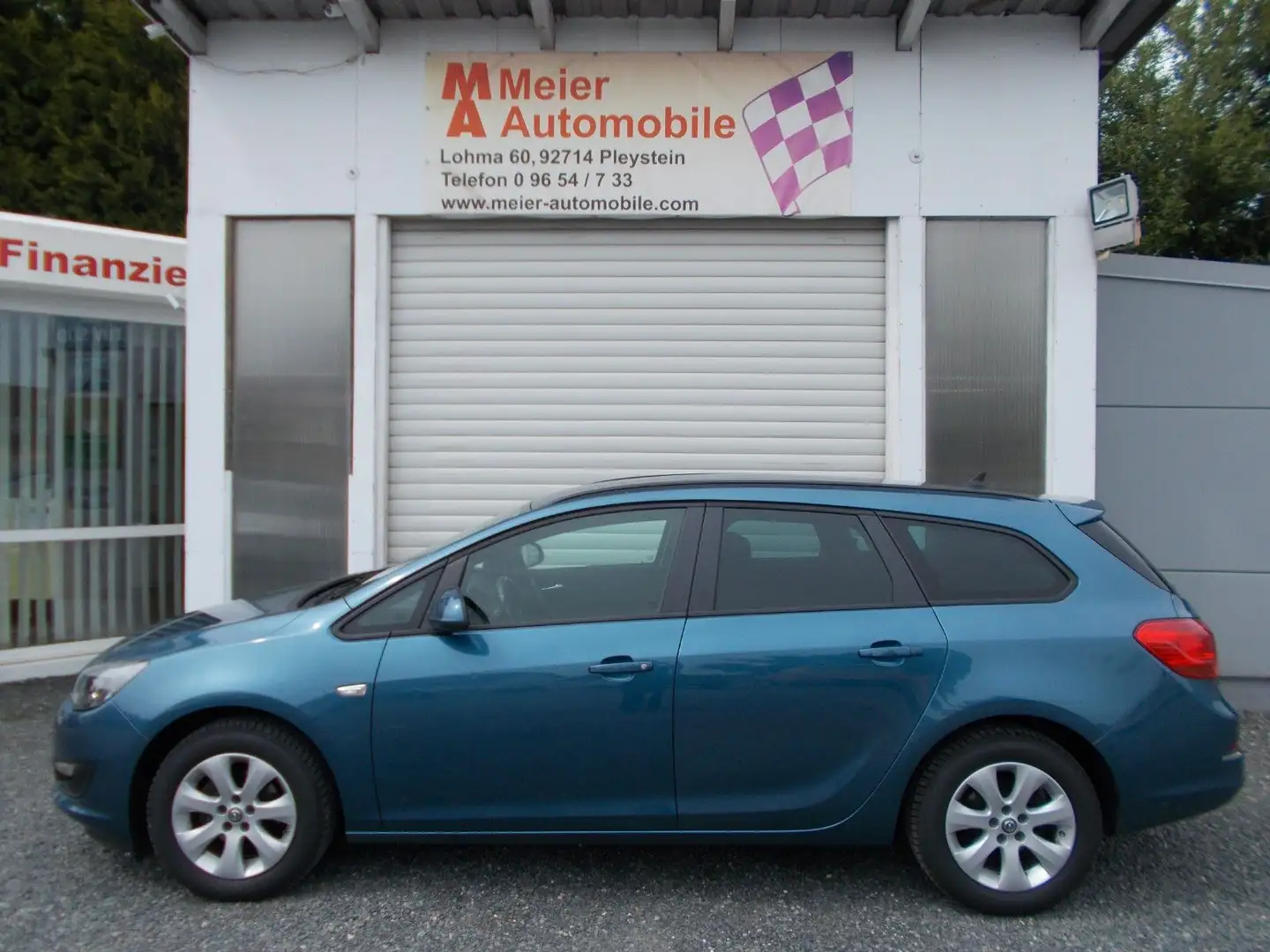 Opel Astra J Kombi Style 1,4 T Navi,SHZ,PDC,Kamera Bleu - 1