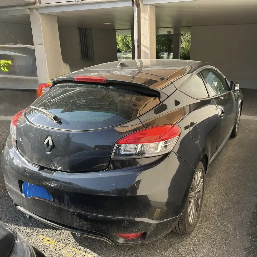 Renault Coupe - 2