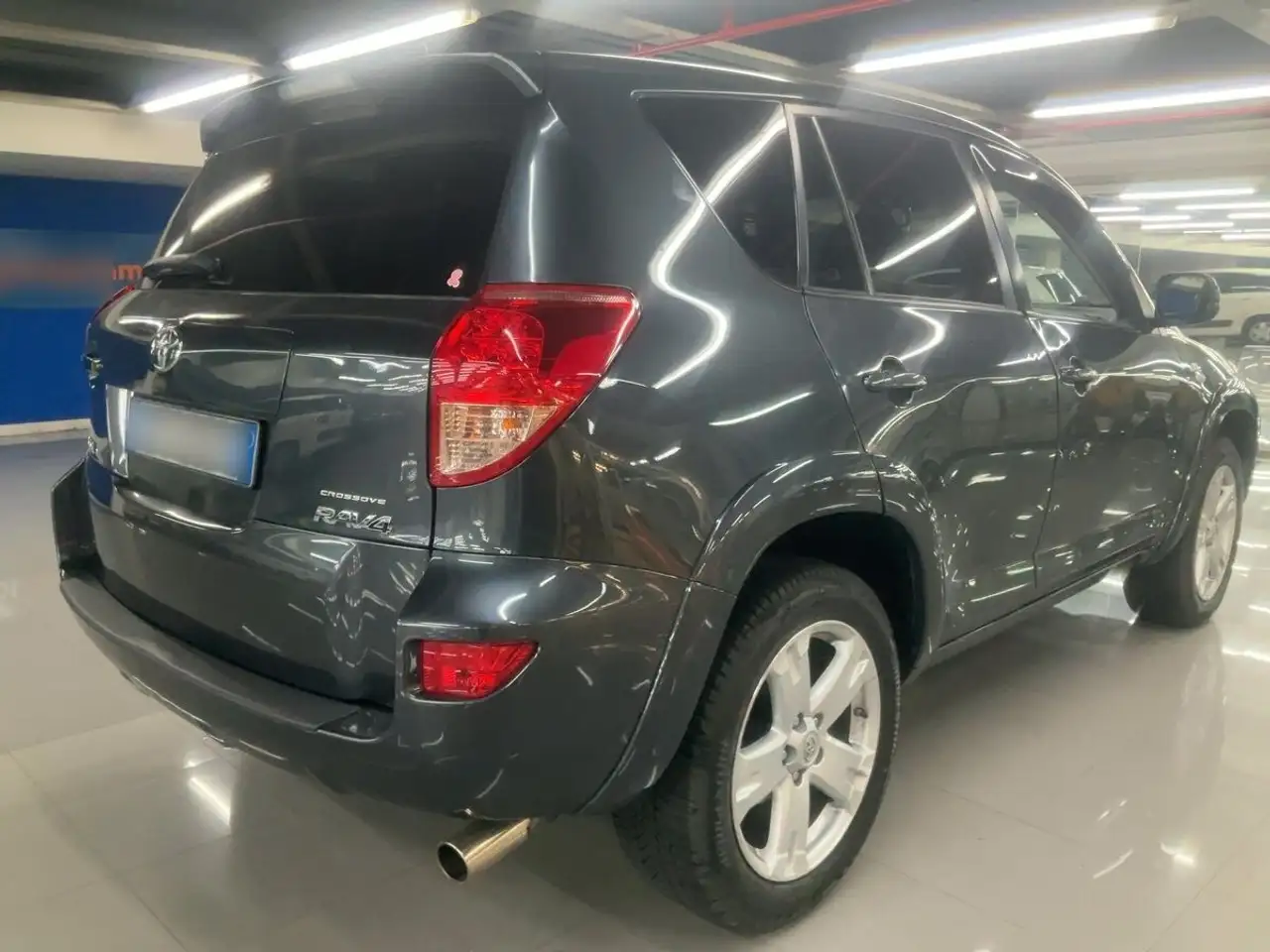 TOYOTA RAV4 2.2 D-4D - 177 CV - VOLANT EN CUIR