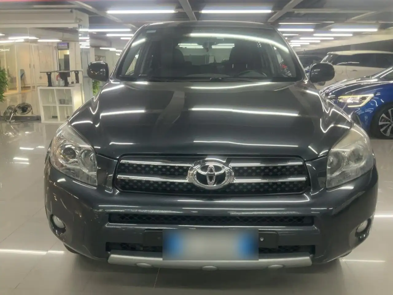 TOYOTA RAV4 2.2 D-4D - 177 CV - VOLANT EN CUIR