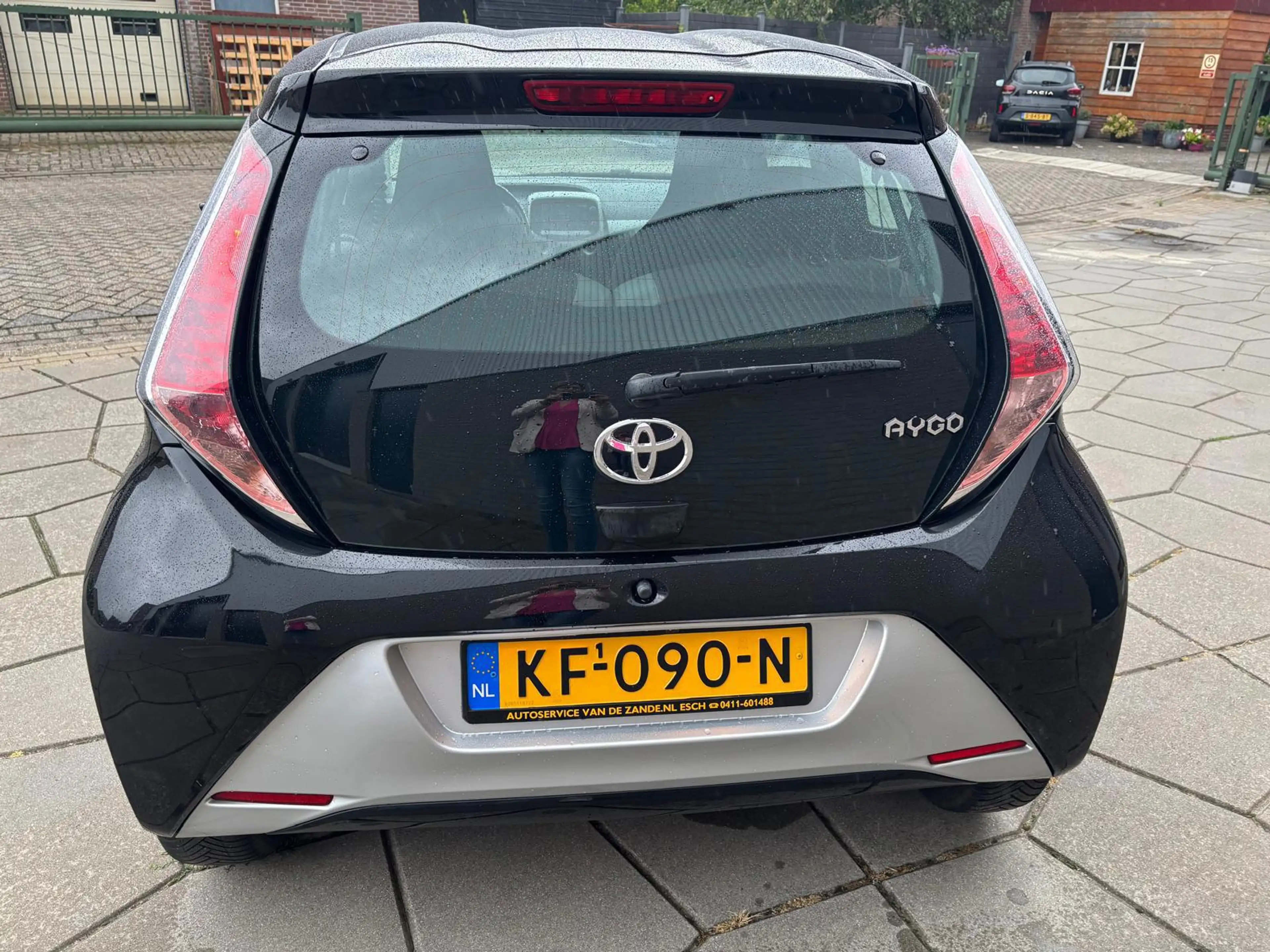 Toyota Aygo 1.0 VVT-i x-play — photo 5