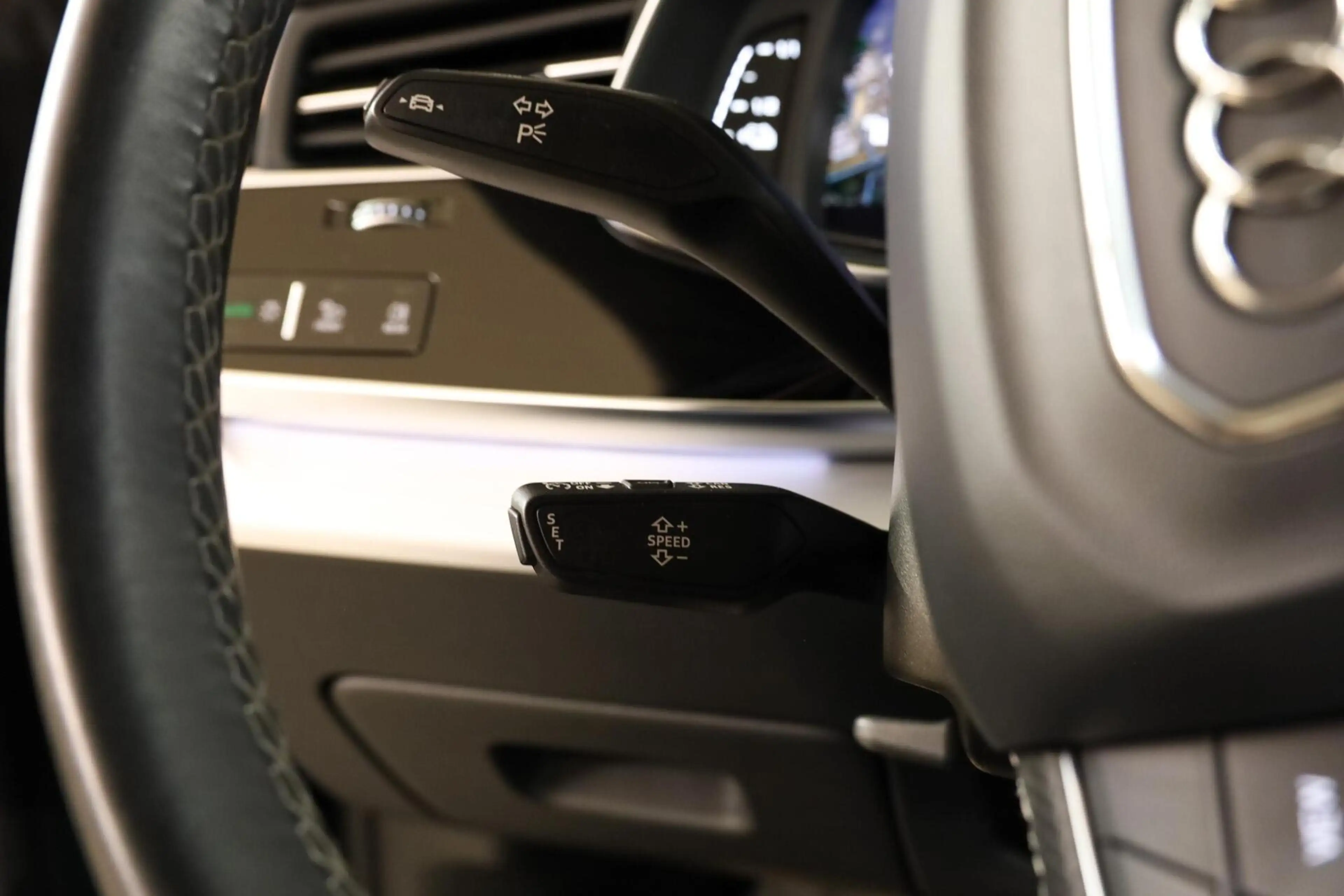 Audi Q8 60 TFSIe Competition|S-Line|Pano|Exclusive|RS Seat — photo 31