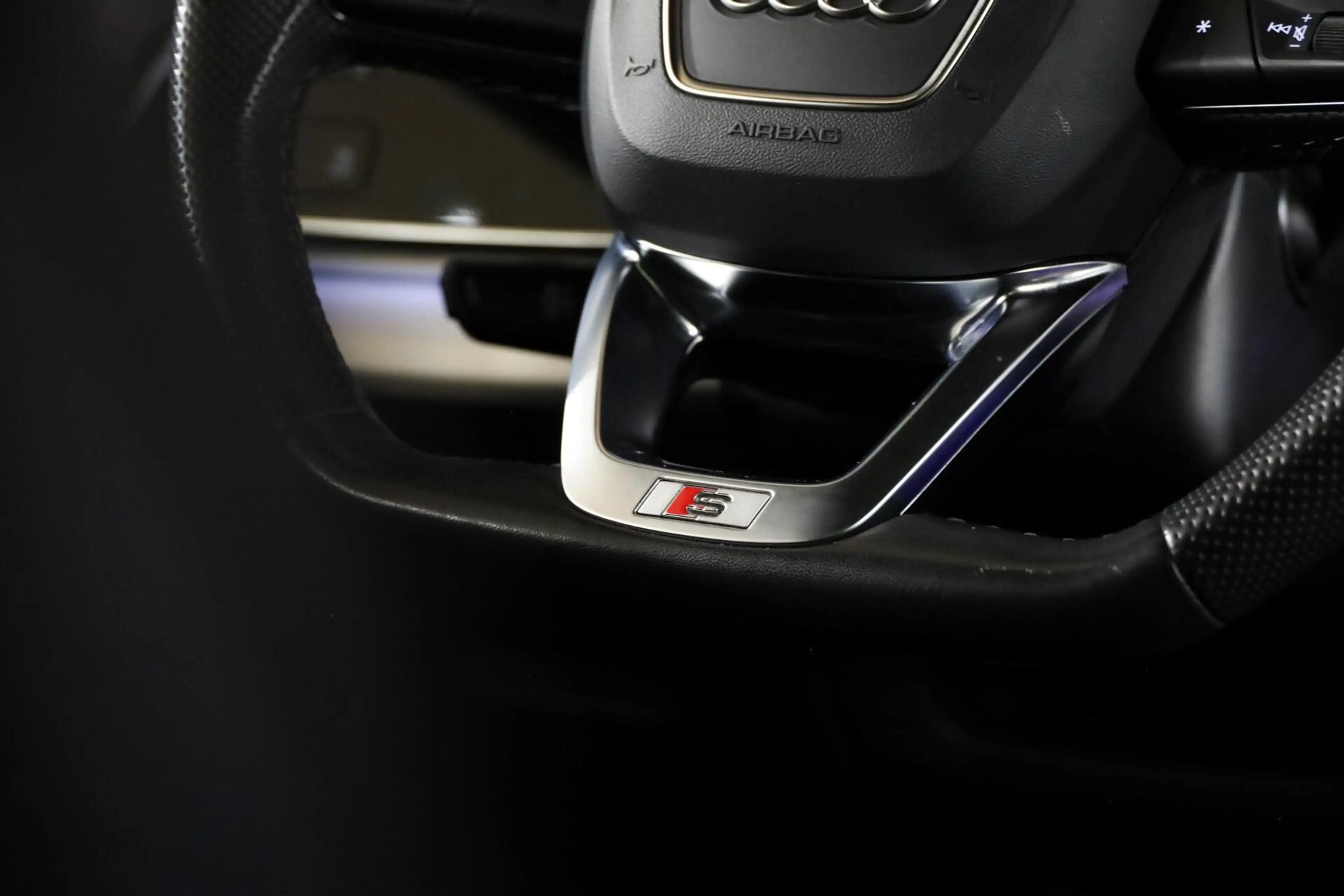 Audi Q8 60 TFSIe Competition|S-Line|Pano|Exclusive|RS Seat — photo 28
