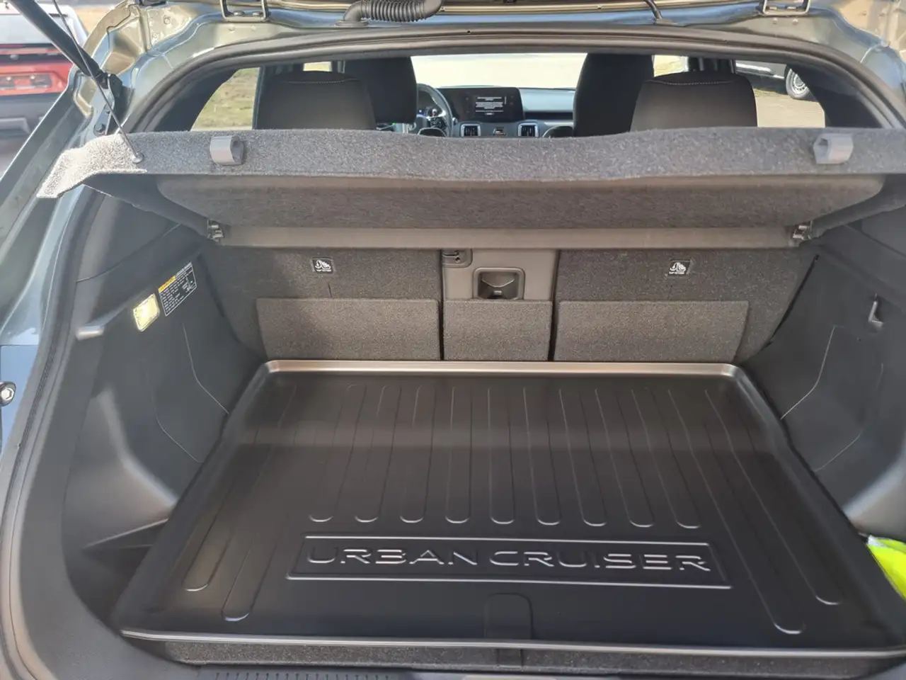 Toyota Urban Cruiser 128 kW FWD Teamplayer 9
