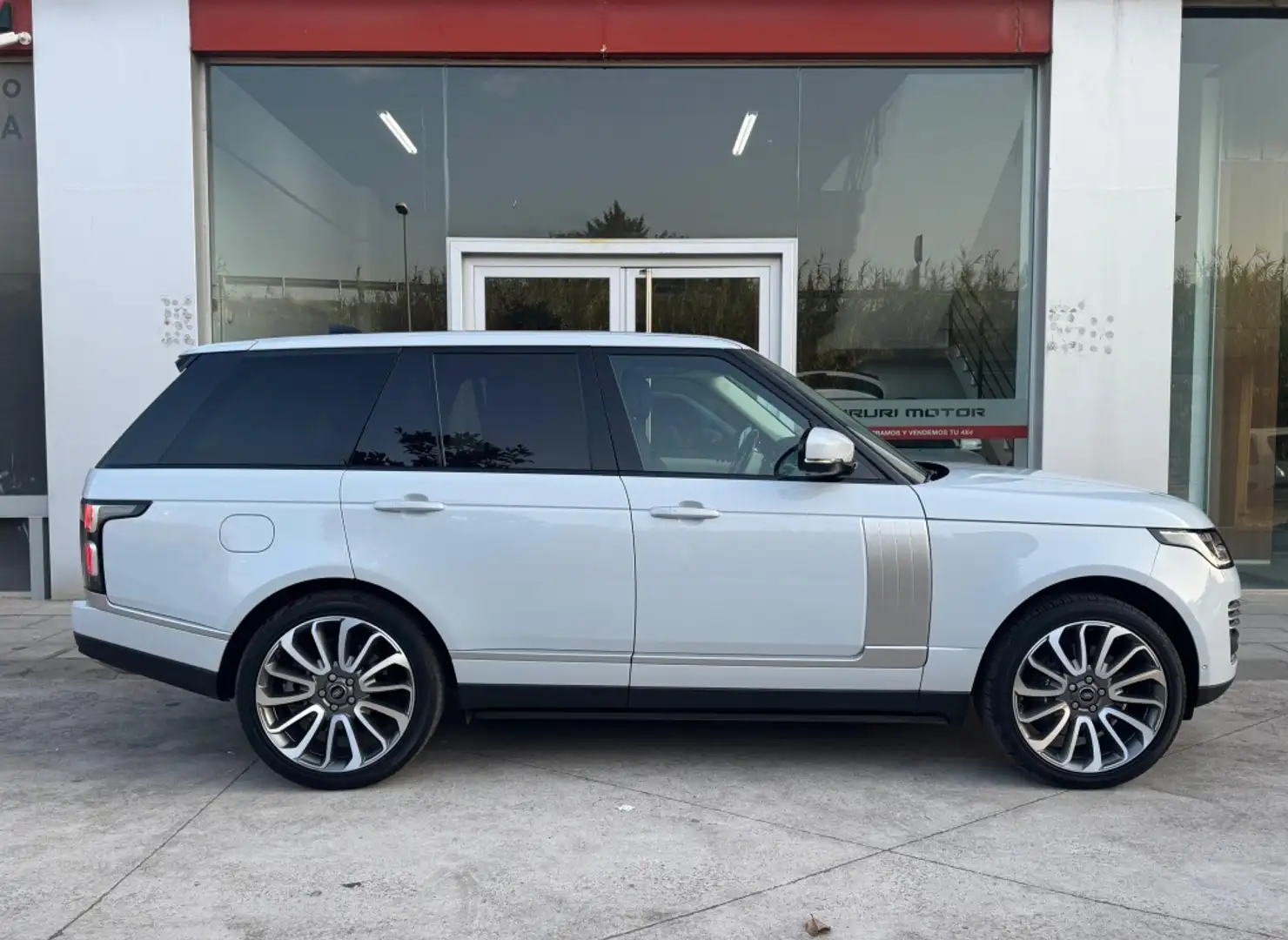 Land Rover Range Rover 5.0 V8 Autobiography 4WD Aut. 525 Weiß - 1