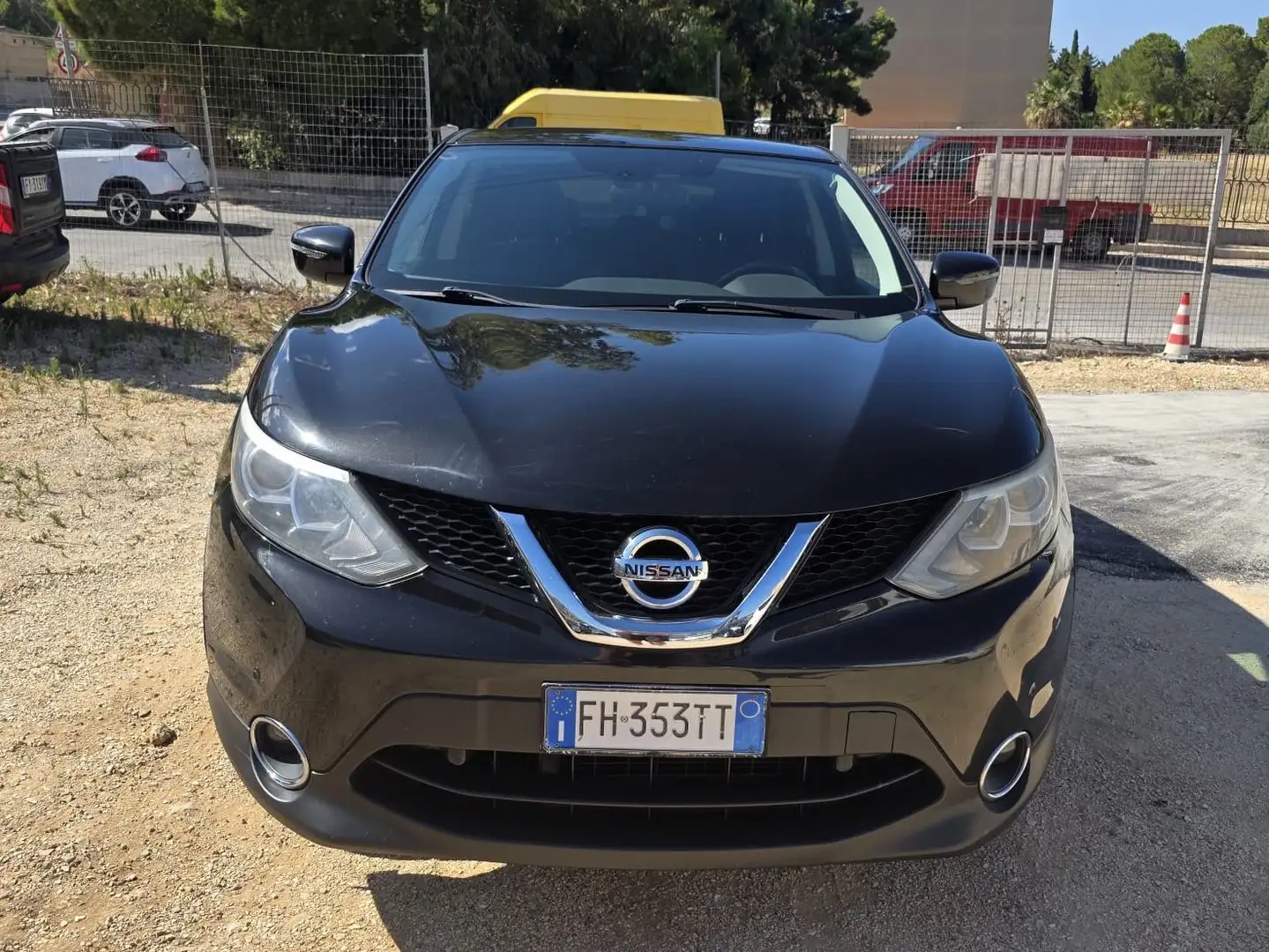 Nissan Qashqai Qashqai II 2014 1.5 dci Business 110cv E6 Nero - 1