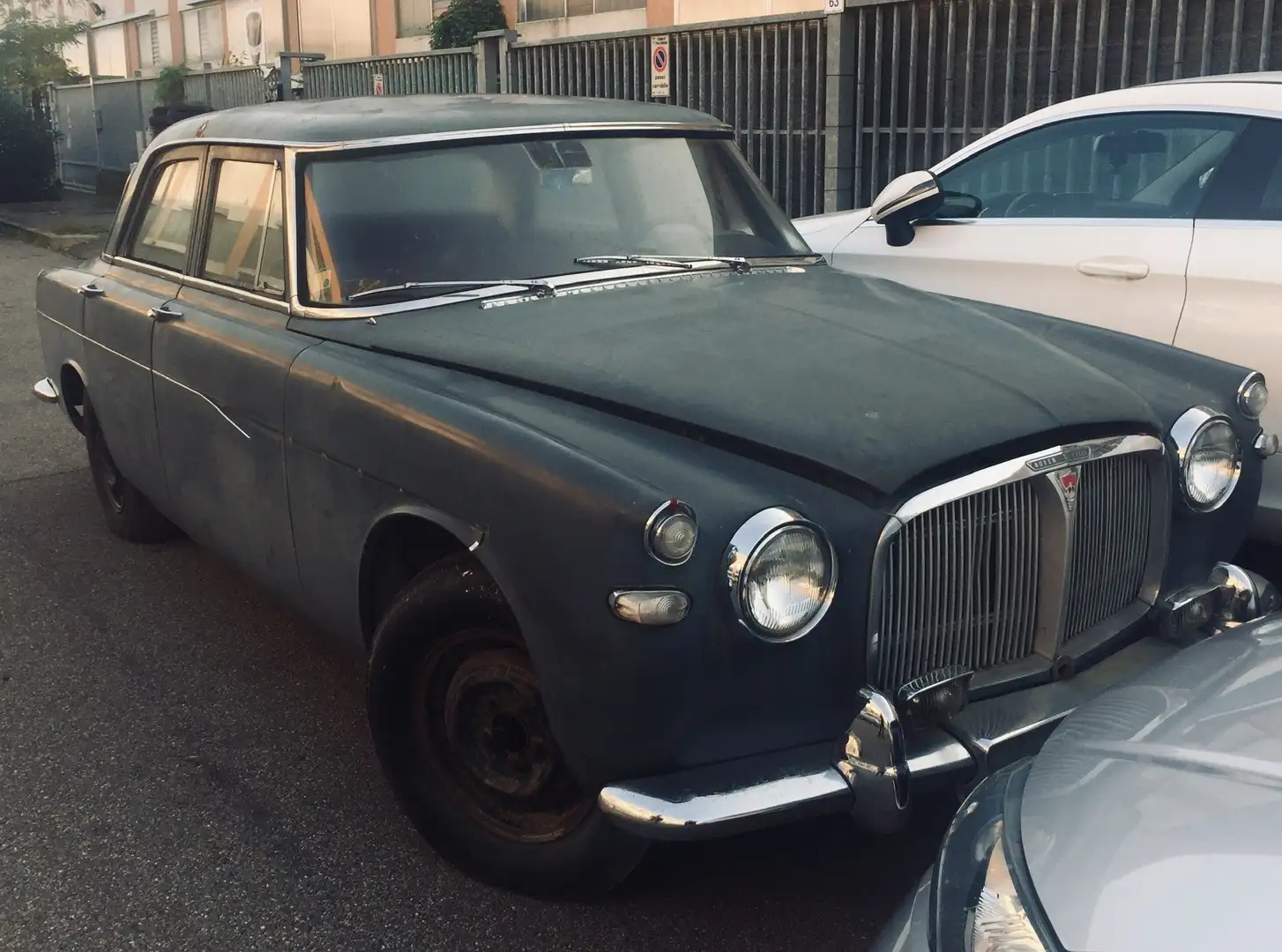Rover P5 BERLINA 3.0 Grey - 1