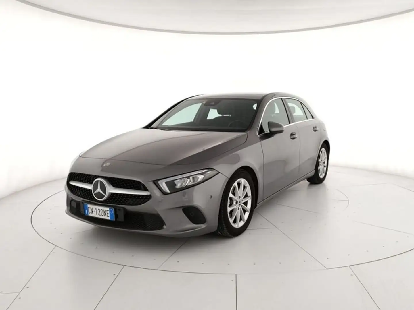 Mercedes-Benz A 200 A 200 Premium auto Grigio - 1