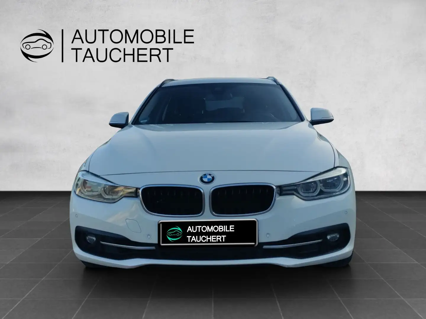 BMW 330 Touring 330 d xDrive Sport Line 1. Hd LED Wit - 2
