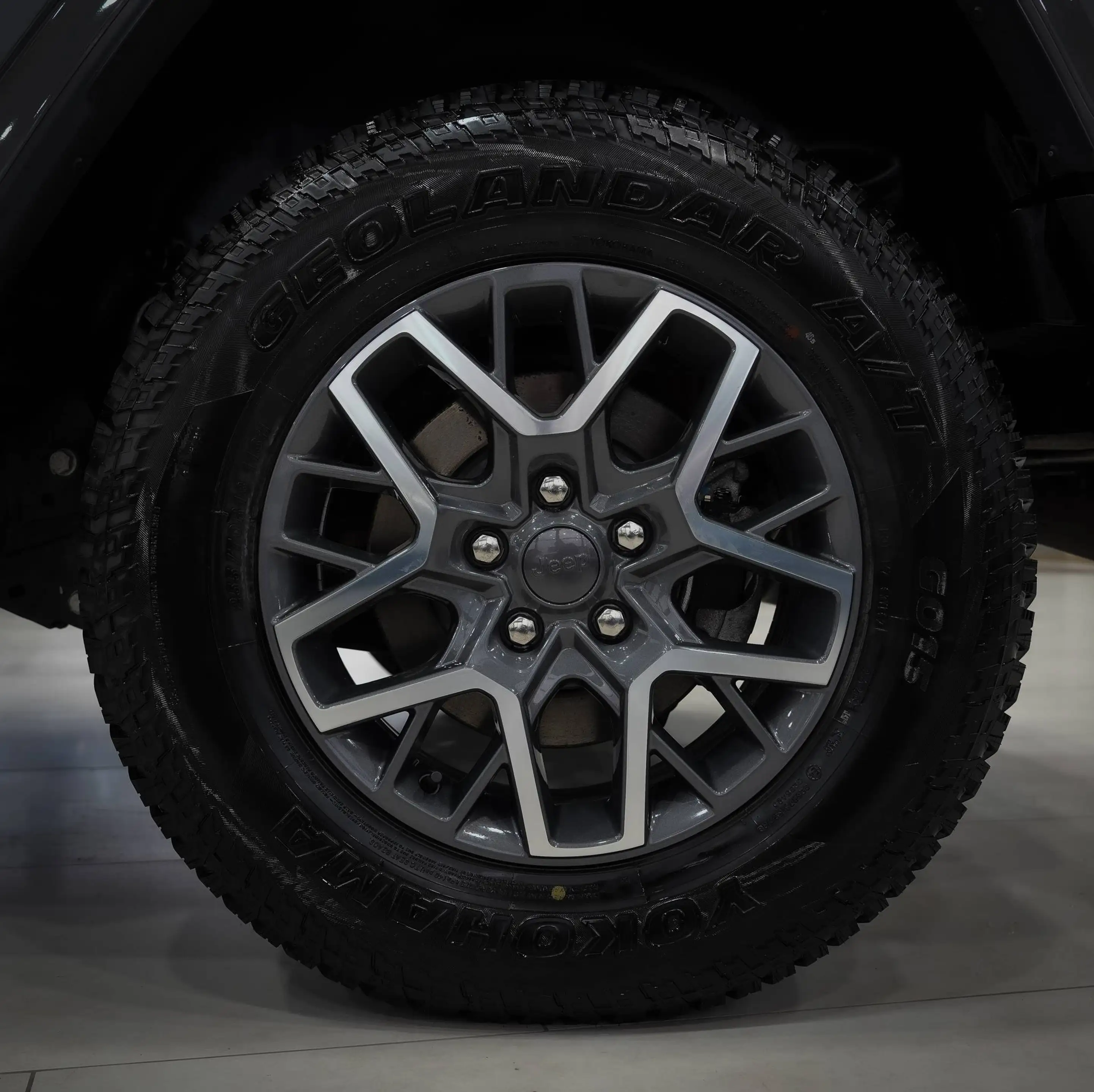 Jeep Wrangler Unlimited Sahara*ALPINE-PREM*KAMERA*LED — photo 13