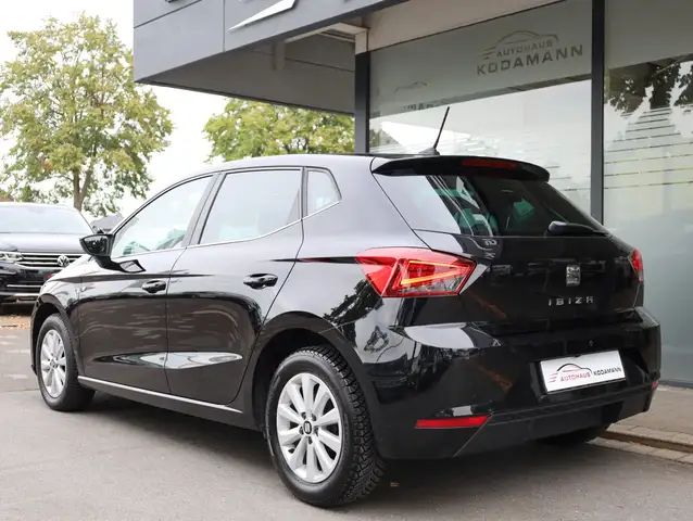 Seat Ibiza view 8
