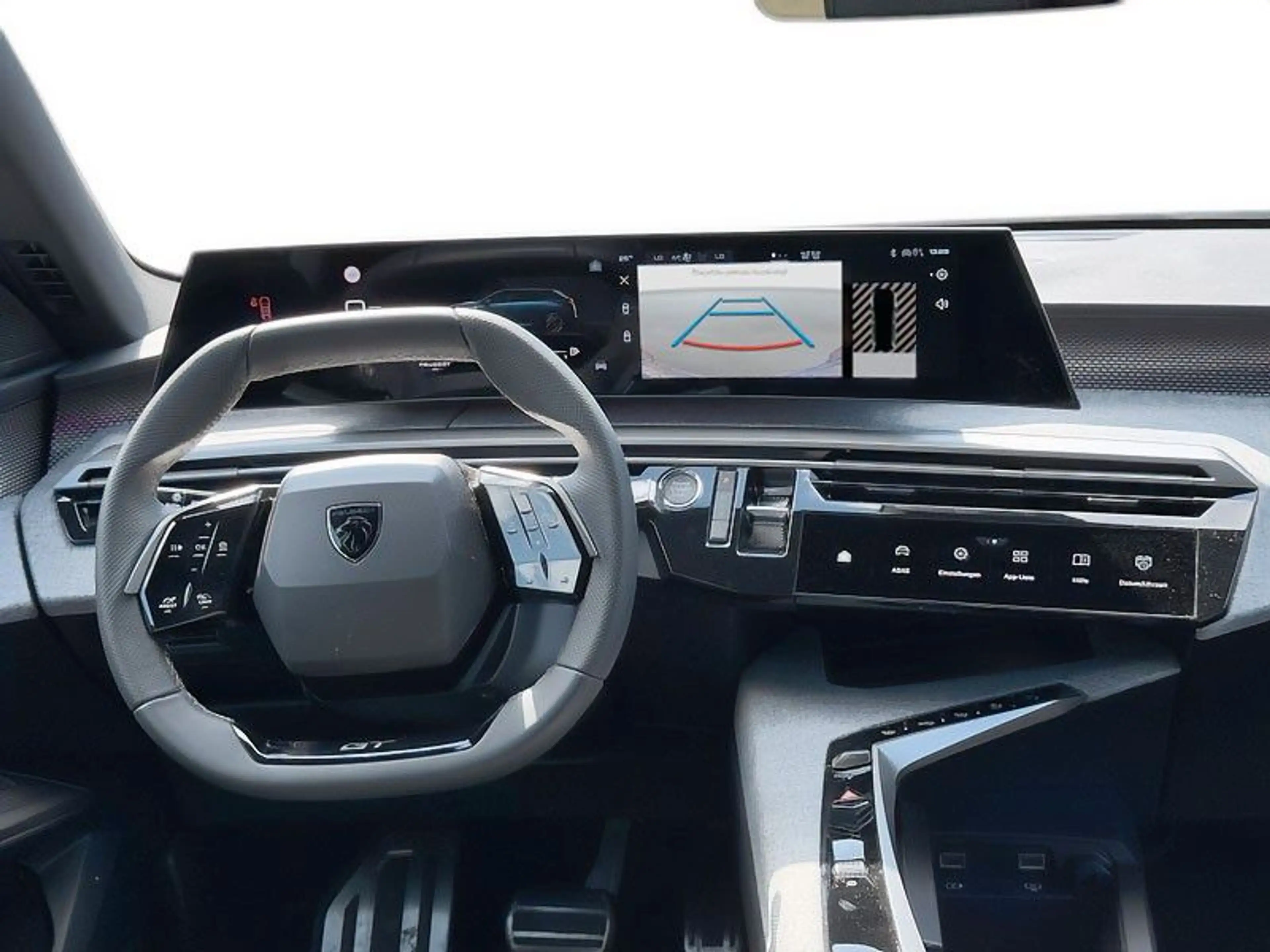 Peugeot 5008 Hybrid 145 GT — photo 10