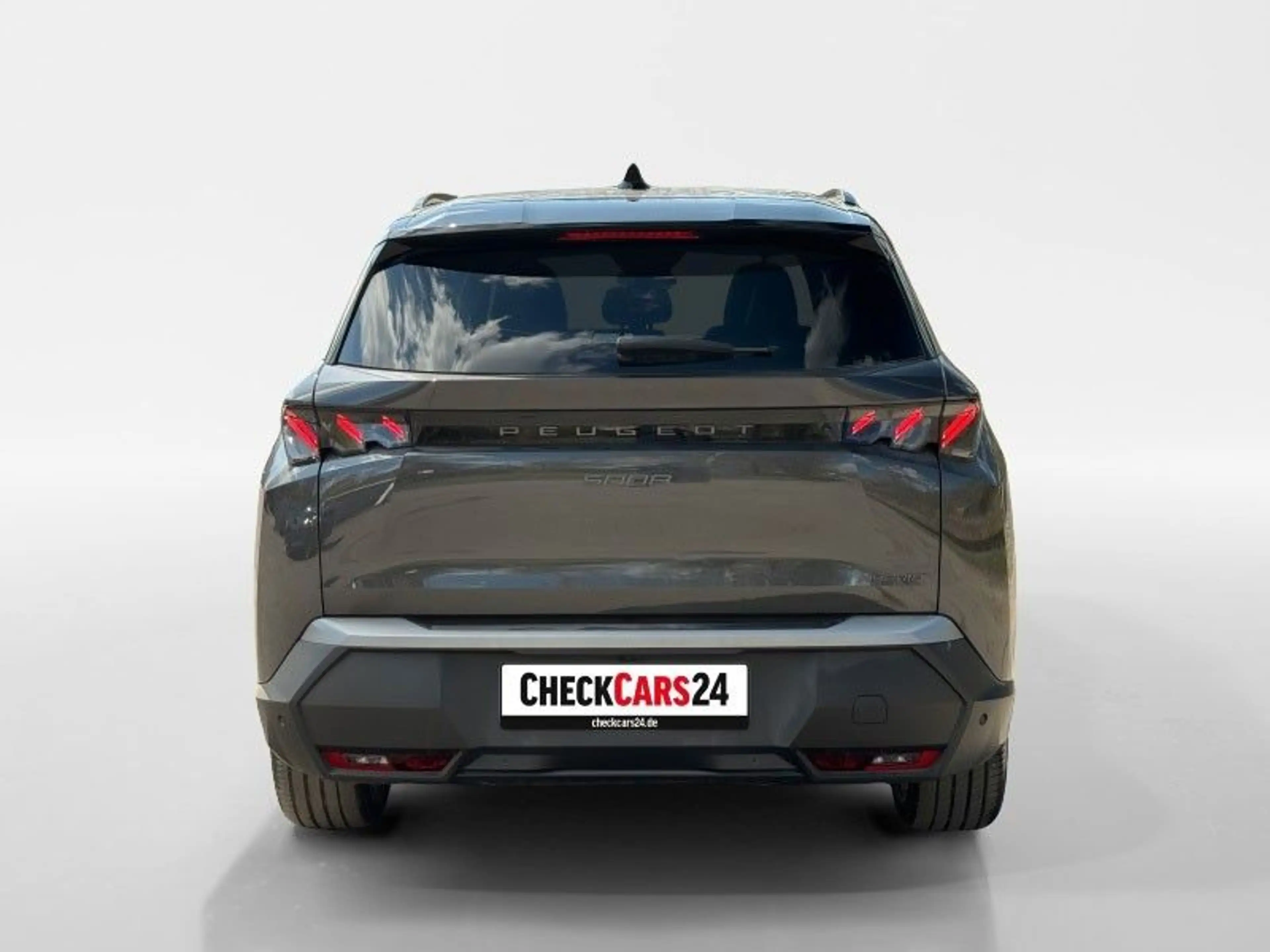 Peugeot 5008 Hybrid 145 GT — photo 7