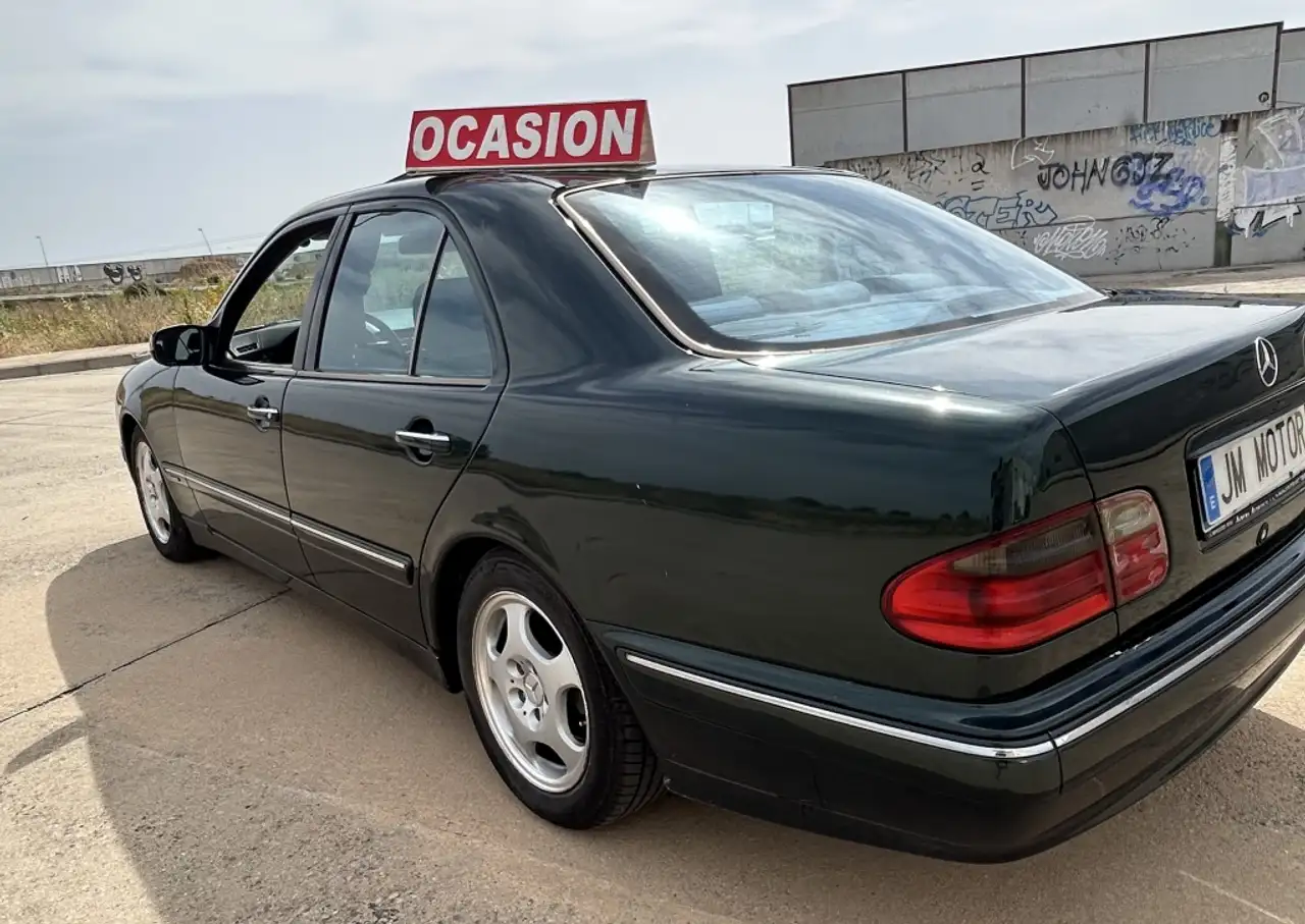 Mercedes-Benz E 320 CDI Avantgarde, foto 2
