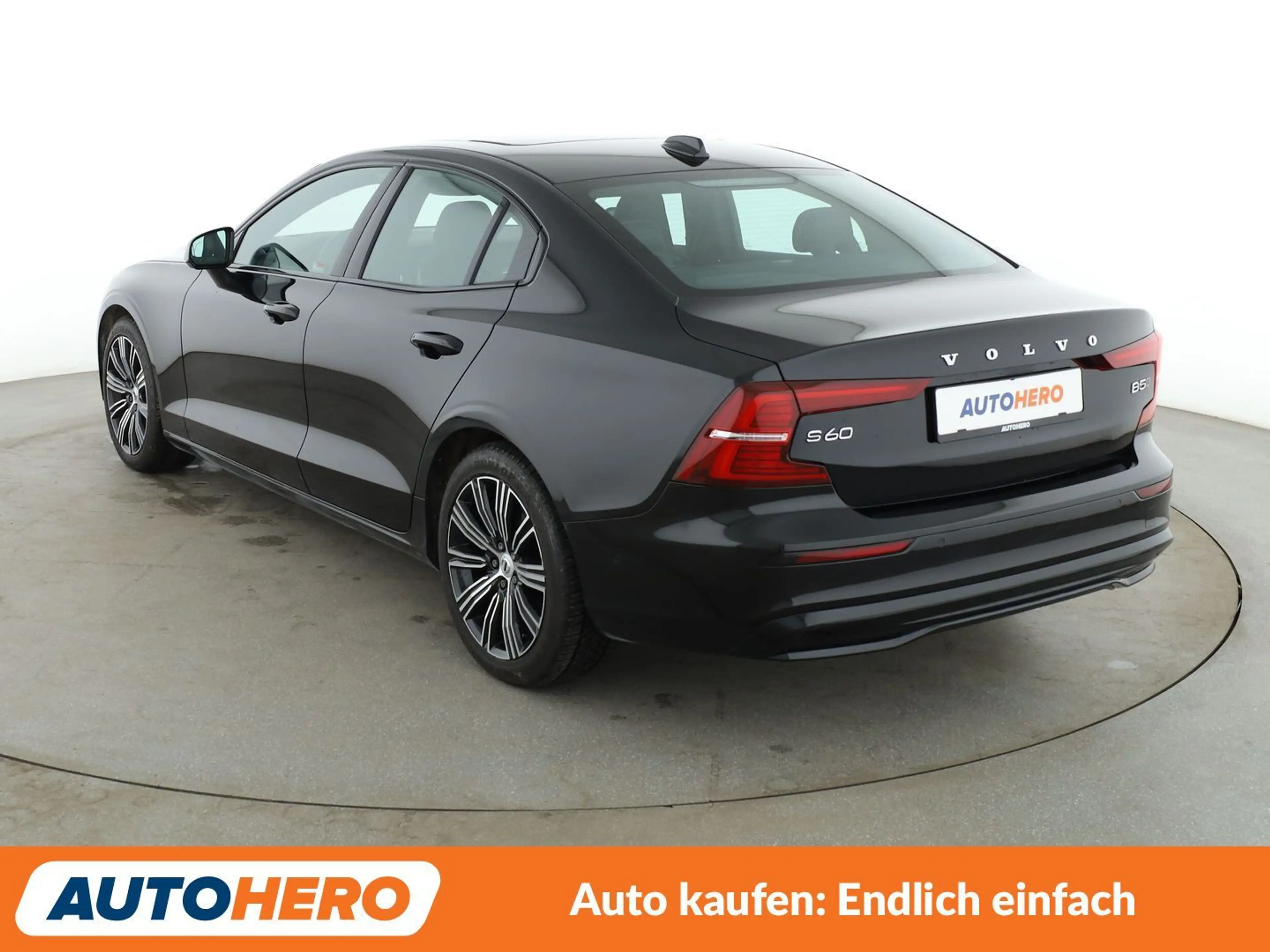 Volvo S60 2.0 B5 Mild-Hybrid Ultimate Dark AWD Aut*LED*TEMPO — photo 4