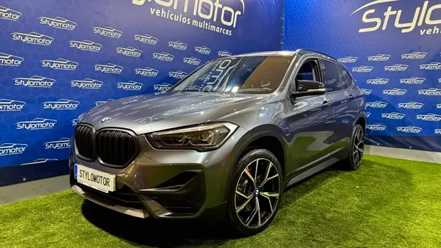 BMW X1 view 25