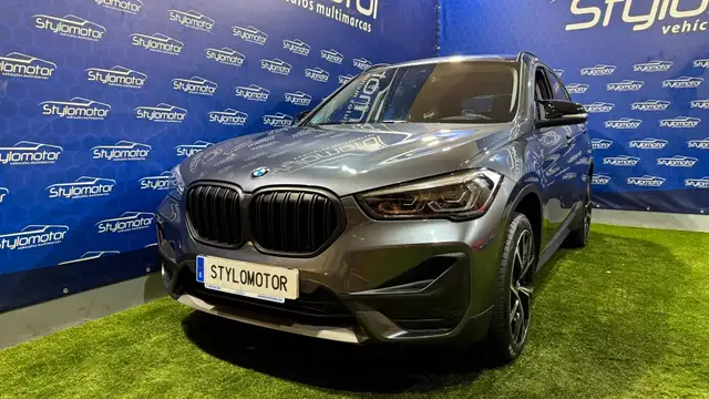 BMW X1 view 6