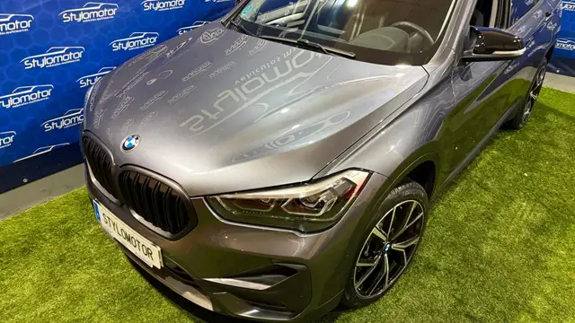 BMW X1 view 12