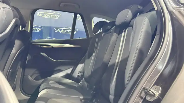 BMW X1 view 28