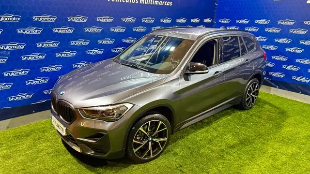 BMW X1 view 22