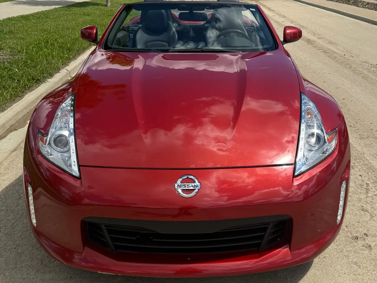 Nissan 370Z photo Nissan 370Z