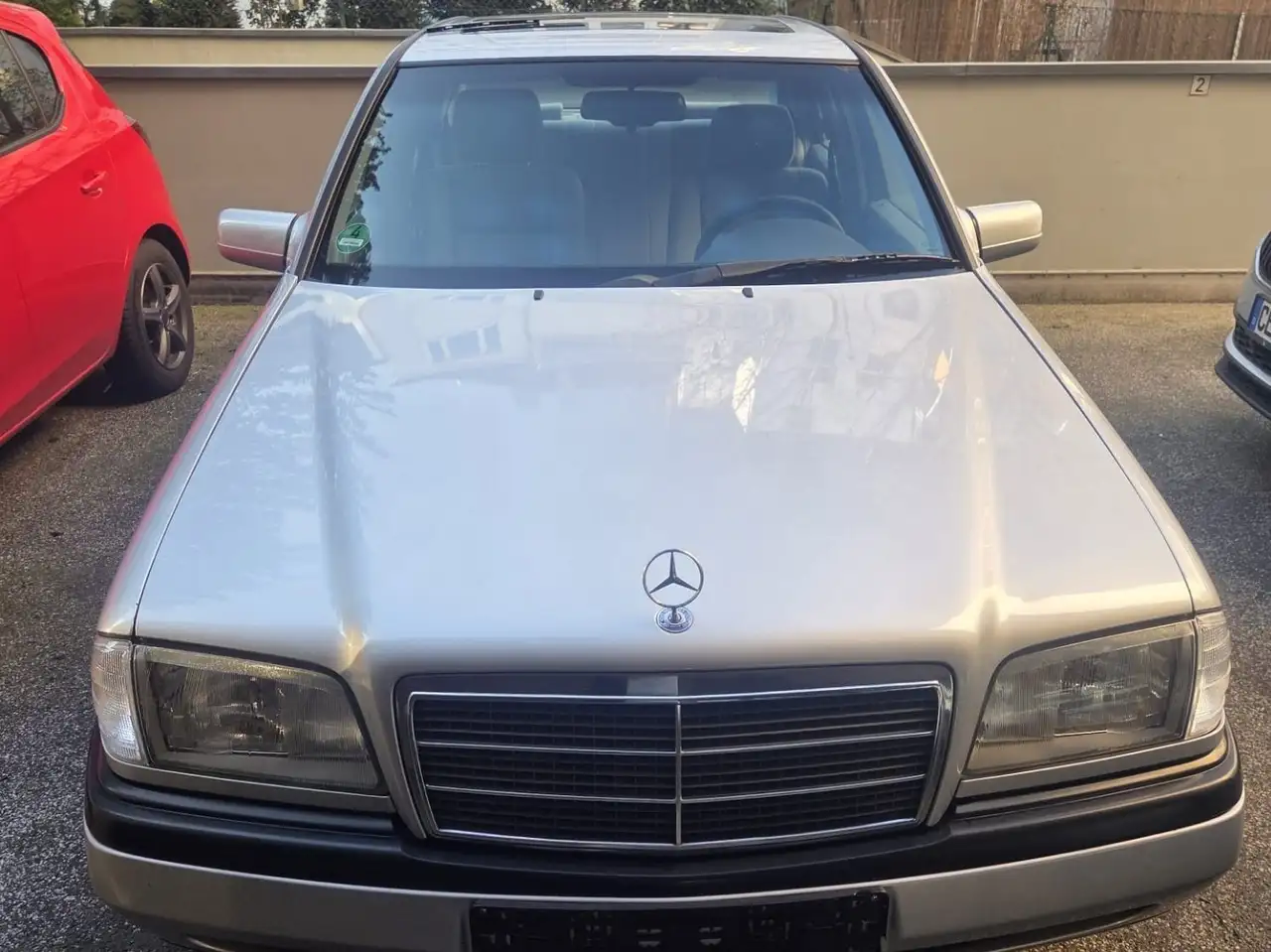 Mercedes-Benz C 180