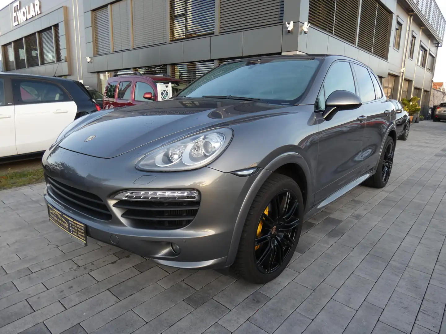Porsche Cayenne S Diesel Grau - 2