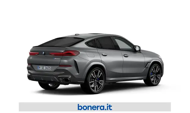 BMW X6 M view 2