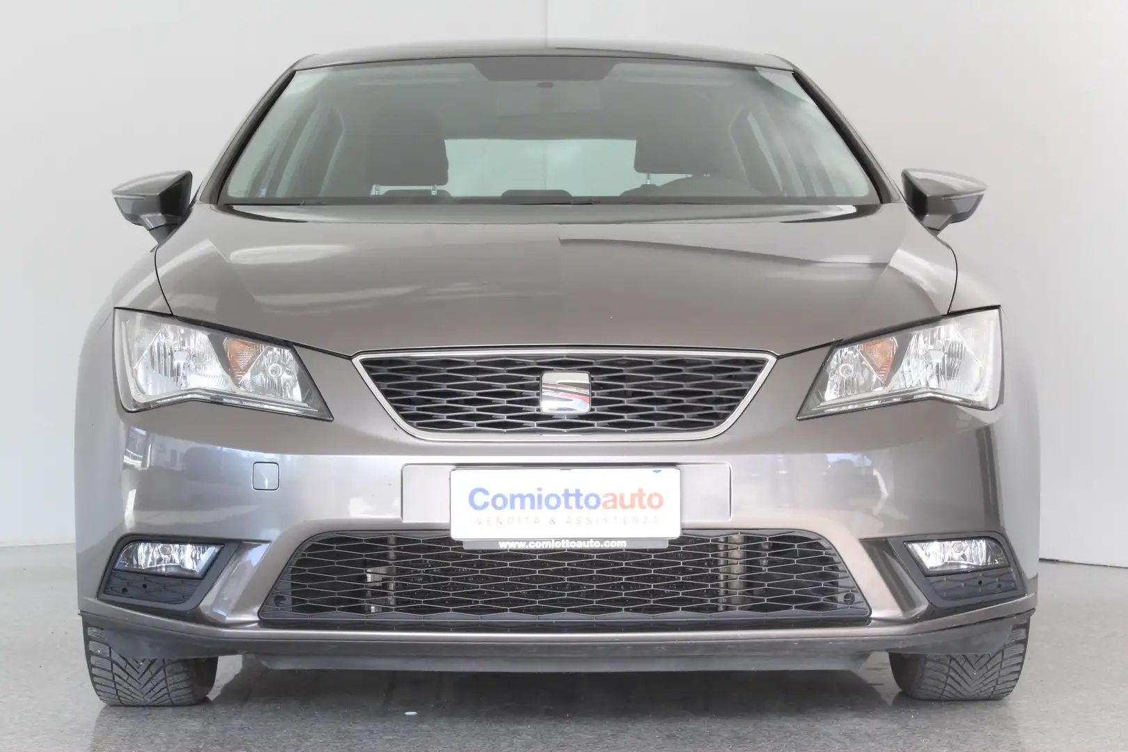 SEAT Leon Leon 5p 1.6 tdi cr Business (navi) s&s 110cv dsg Gris - 2