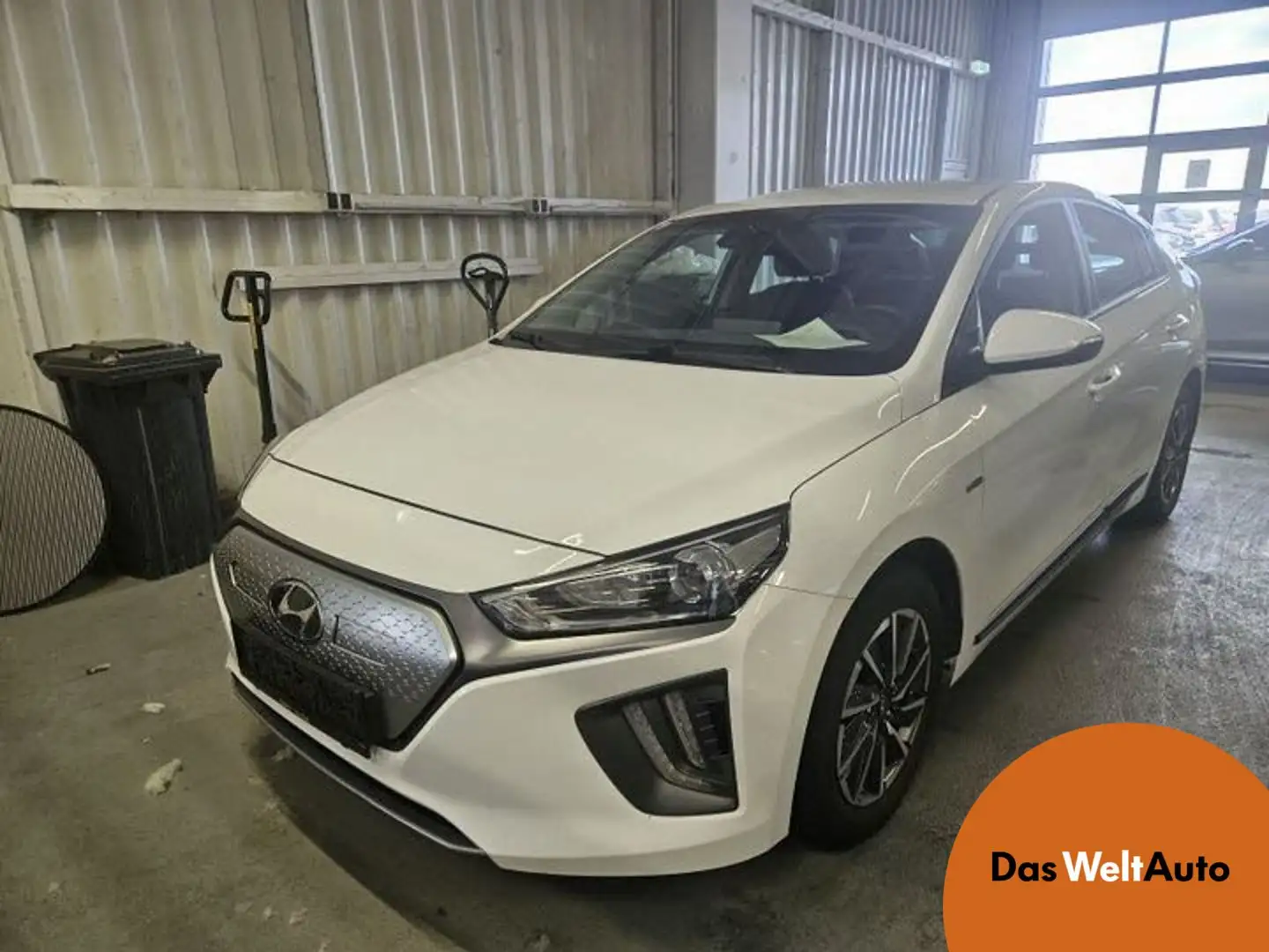 Hyundai IONIQ LEVEL 3 Elektro Weiß - 1