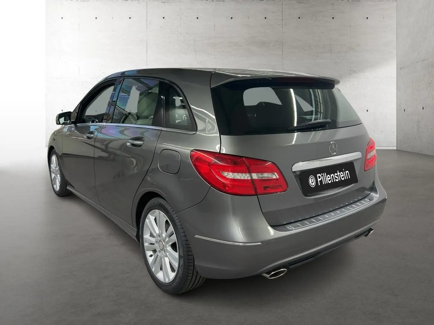 Mercedes-Benz B 180 SPORT NAVI+XEN+SHZ+ASSIST+17" Grigio - 2