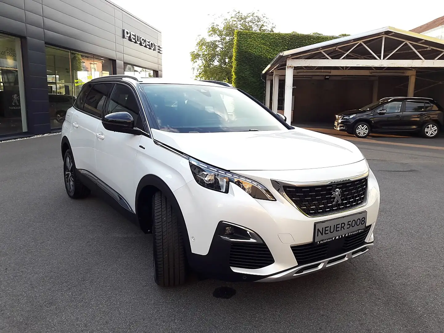 Peugeot 5008 1,6 PureTech 180 S&S EAT8 GT-Line Aut. "reservi... Weiß - 1